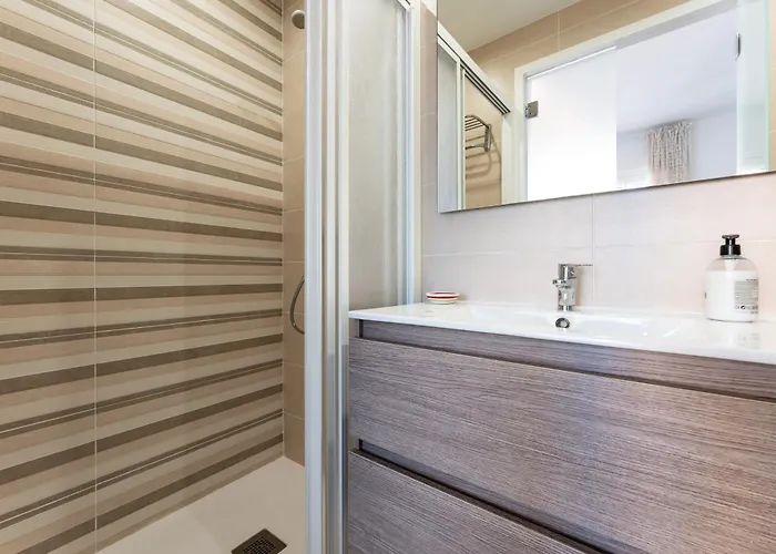 Apartamento Fuengirola דירה *